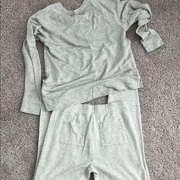 Lou & Grey Gray Track Pants and Top Set - Picture 4 of 4